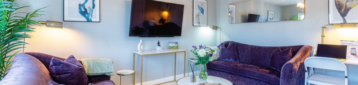 Luxury holiday rentals in Luton near the airport, business parks, and attractions. Perfect for short stays and corporate travel. Book Now