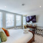 Luxury holiday rentals in Luton near the airport, business parks, and attractions. Perfect for short stays and corporate travel. Book Now