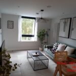 Modern holiday rentals Uxbridge West London. Book corporate accommodation and furnished short lets for holiday makers and business travellers. Book Now