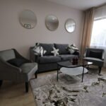 Stay at Short Let Apartments Farnborough with garden, parking, and modern amenities. Perfect for business & leisure near transport links.
