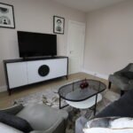 Stay at Short Let Apartments Farnborough with garden, parking, and modern amenities. Perfect for business & leisure near transport links.