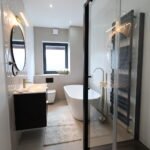 Stay at Short Let Apartments Farnborough with garden, parking, and modern amenities. Perfect for business & leisure near transport links.