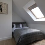 Stay at Short Let Apartments Farnborough with garden, parking, and modern amenities. Perfect for business & leisure near transport links.