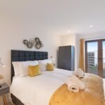 Book the best short let Serviced Accommodation St Albans near the city centre. Ideal for corporate relocations & shorts stays in Hertfordshire