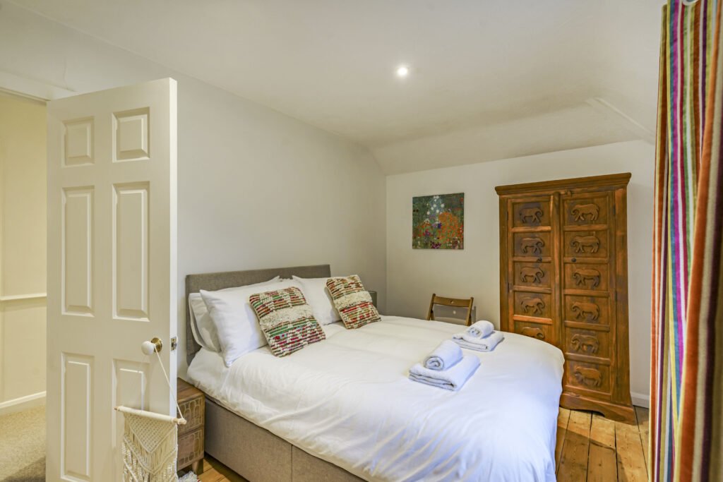 North Road Apartment