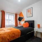 Book our 4-bed Contractor Accommodation Nottinghamshire today! This cheap self-catering apartment in Lincoln is ideal for groups & families.