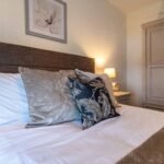 Discover stylish Short Term Apartments Chester with parking near city centre, train station and business parks. Book Serviced Accommodation now