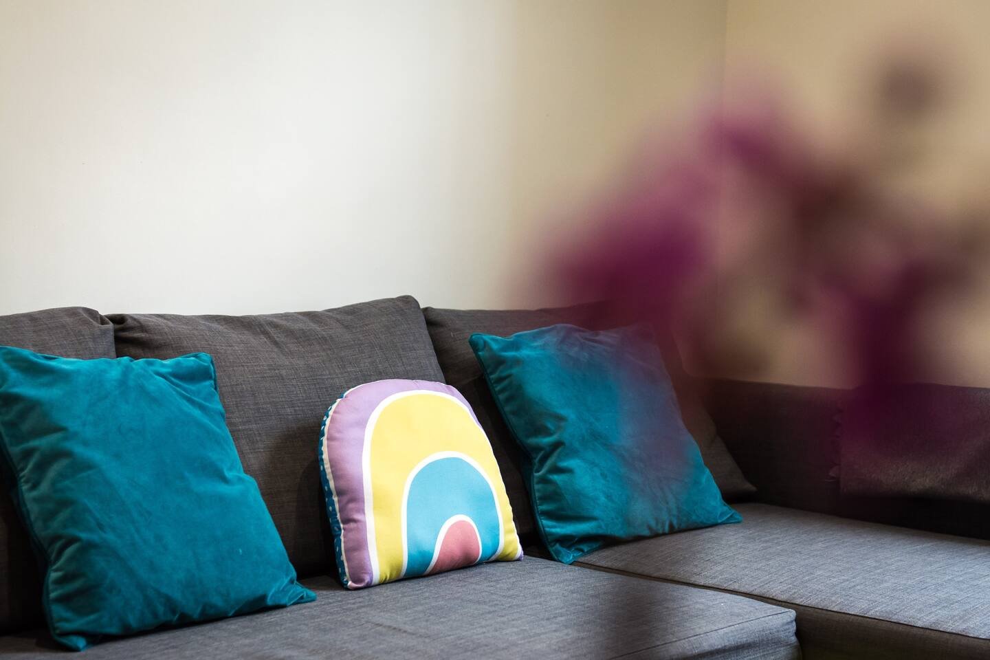 Corporate Short Term Rentals Nottingham Midlands UK Book-cheap-corporate-short-term-rentals-in-Nottingham-today!-Our-furnished-serviced-apartments-offer-more-space-than-a-hotel-at-lower-cost!