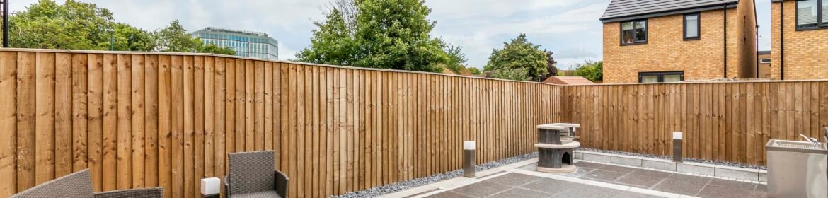 Book cheap accommodation Nottingham for groups and families. Our 3-bed holiday cottage near Nottingham city centre is great for a week or month