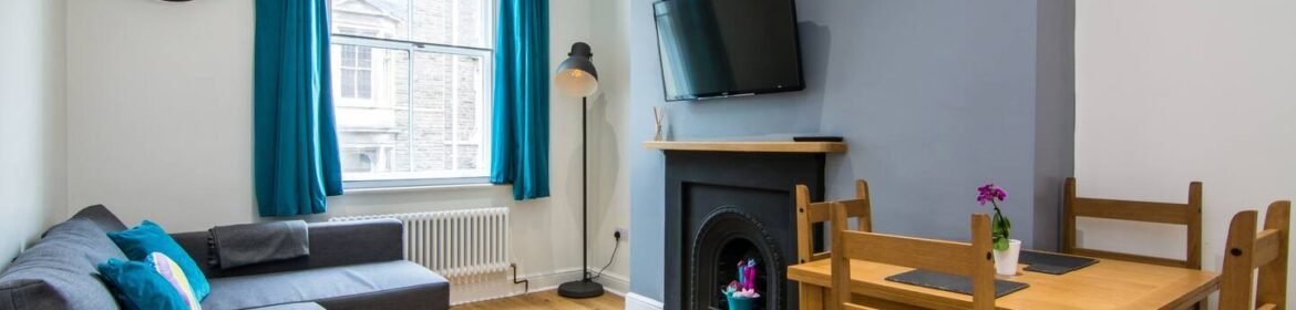 Book cheap corporate short term rentals in Nottingham today! Our furnished serviced apartments offer more space than a hotel at lower cost!