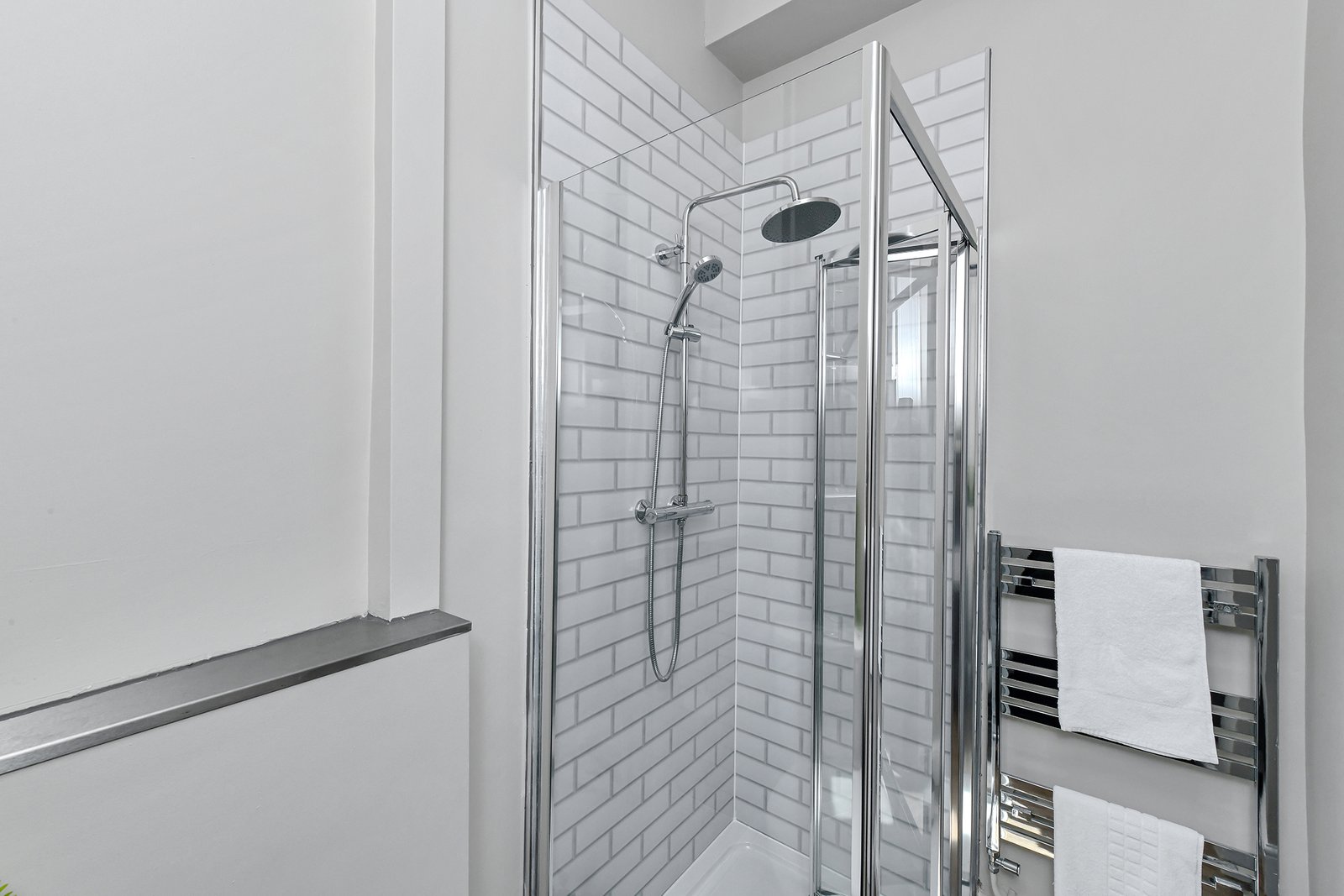 Holiday Rentals Nottingham Centre – Market Street Apartments Our-Holiday-Rentals-in-Nottingham-Centre-offer-fully-furnished-short-let-apartments-for-corporate-relocation,-contractor-and-insurance-stays.