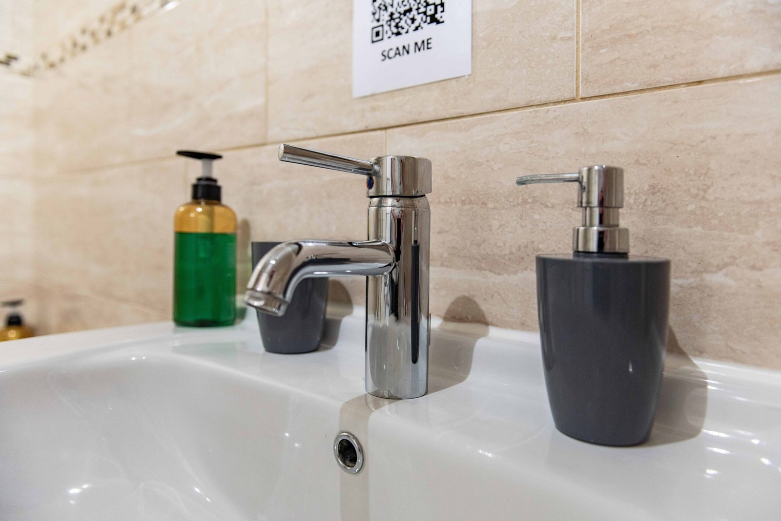 Group Accommodation Leeds UK – Call Lane Serviced Apartments Call-Lane-Serviced-Apartments-offers-cheap-Group-Accommodation-in-Leeds-City-Centre.-Book-our-furnished-2-bed-flat-for-1-week,1-month-or-more