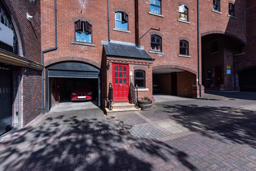 Call Lane Apartment Leeds