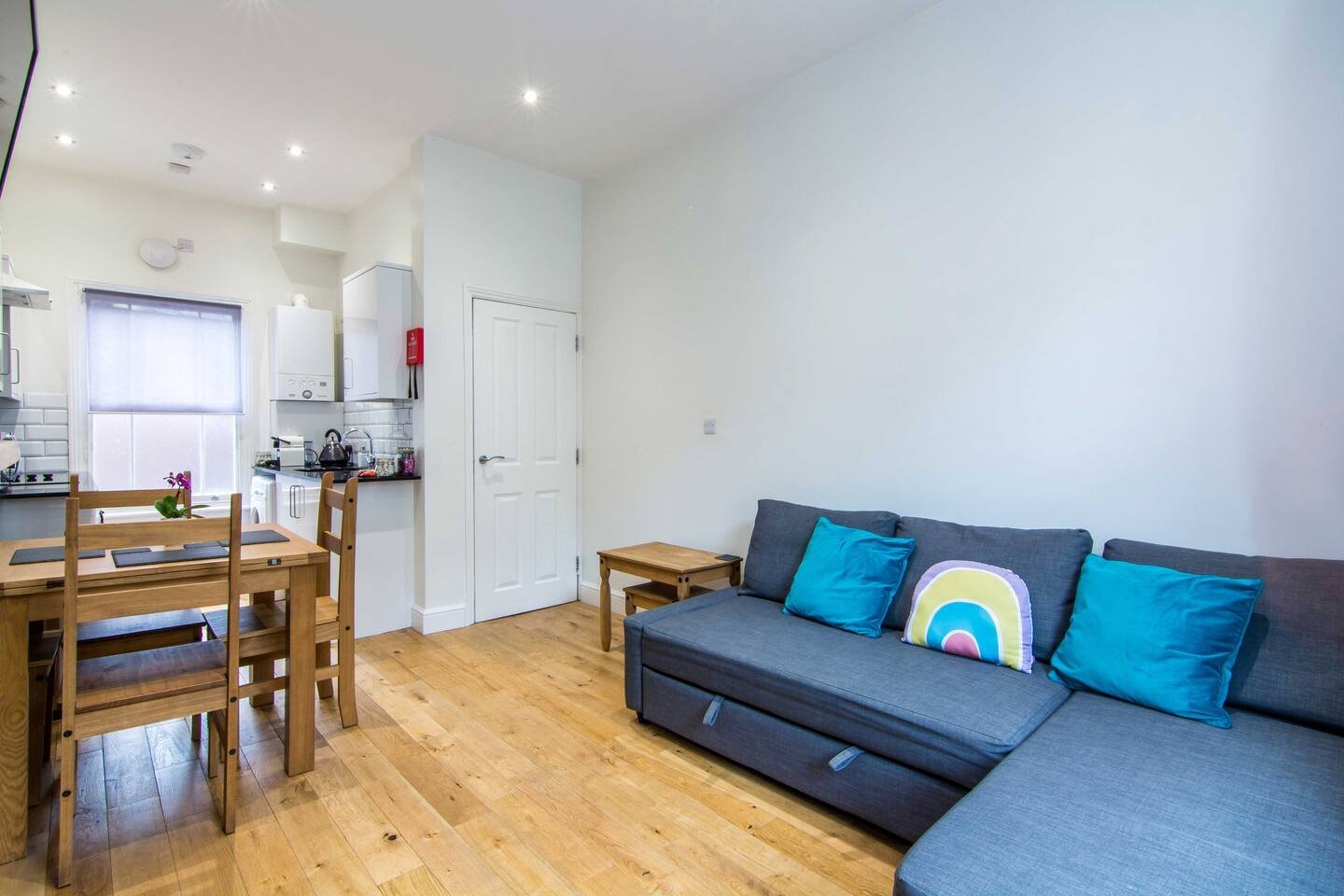 Langdown House Apartment Serviced Apartments - Nottingham | Urban Stay