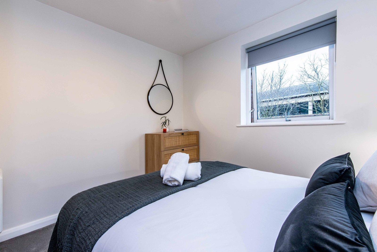 Fulford Serviced Apartments York – Short Lets Northeast England Book-our-furnished-Fulford-Serviced-Apartments-York-and-Cheap-Corporate-Accommodation-mnear-City-Centre,-Train-Station,-and-Leeds-Airport.-We-offer