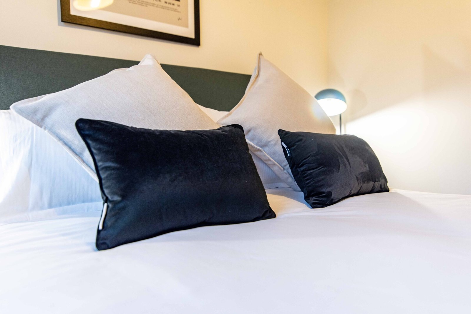 Fulford Serviced Apartments York – Short Lets Northeast England Book-our-furnished-Fulford-Serviced-Apartments-York-and-Cheap-Corporate-Accommodation-mnear-City-Centre,-Train-Station,-and-Leeds-Airport.-We-offer