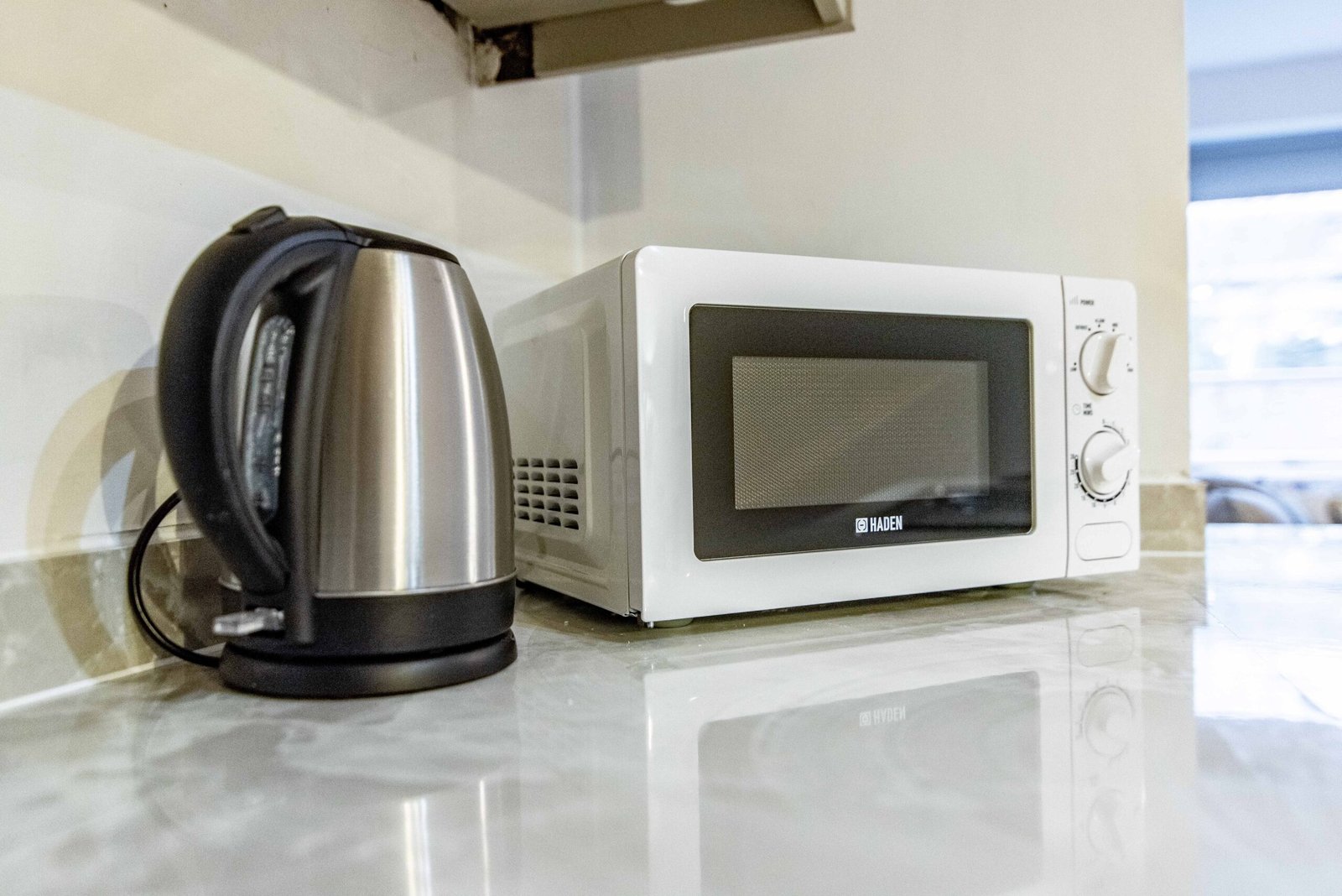 Fulford Serviced Apartments York – Short Lets Northeast England Book-our-furnished-Fulford-Serviced-Apartments-York-and-Cheap-Corporate-Accommodation-mnear-City-Centre,-Train-Station,-and-Leeds-Airport.-We-offer