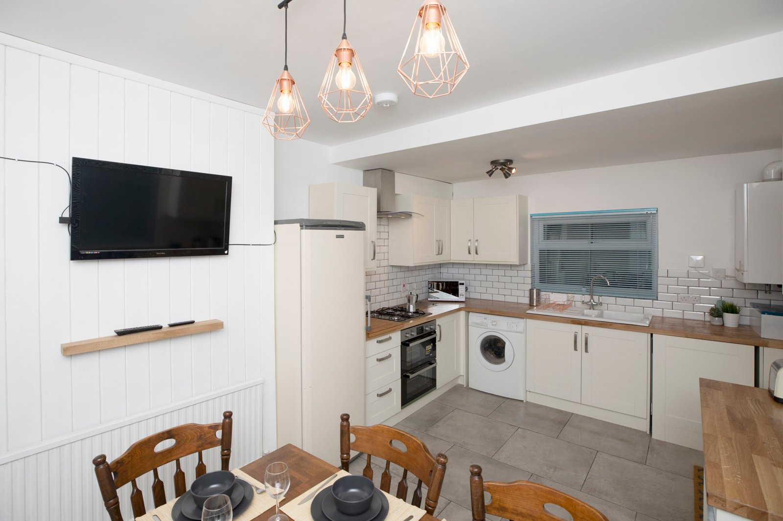 Nottingham Fully Equipped Apartments | Urban Stay Stay-at-Sneinton-Hermitage-Serviced-Apartment,-25-Sneinton-Hermitage,-Nottingham-NG2-4BT-a-modern,-fully-equipped-stay-ideal-for-business-.
