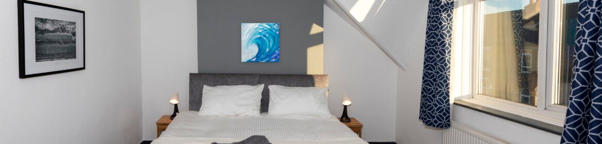 Nottingham Fully Equipped Apartments | Urban Stay Stay at Sneinton Hermitage Serviced Apartment, 25 Sneinton Hermitage, Nottingham NG2 4BT a modern, fully equipped stay ideal for business .