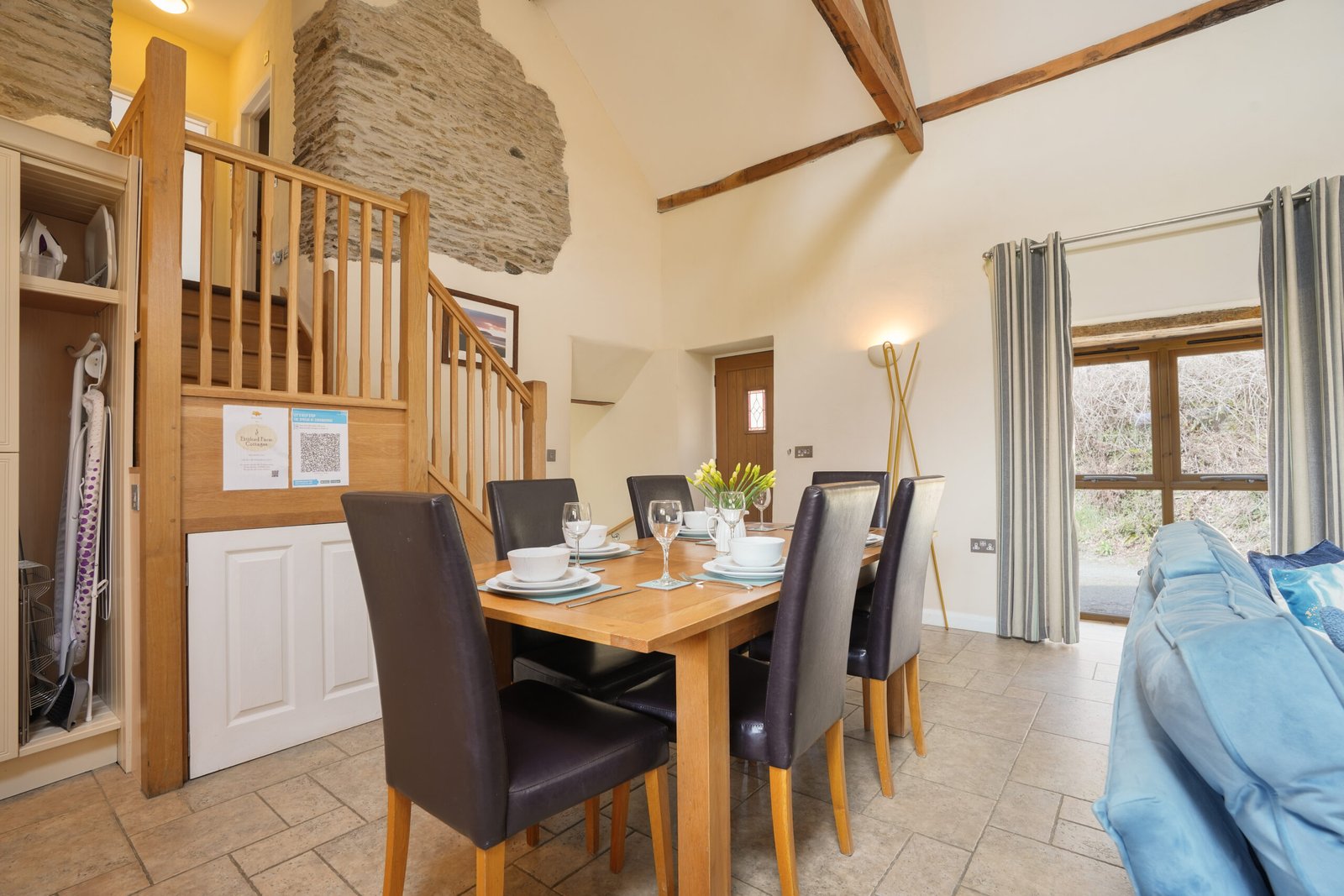Holiday Cottages Devon – Ettiford Farm Accommodation Ilfracombe Book-stylish-Barn-Conversions-in-Devon!-Ettiford-Holiday-Cottages-in-Ilfracombe-are-near-North-Devon-National-Landscape-and-Exmoor-National-Park.