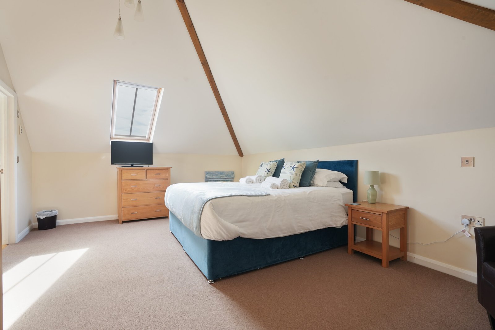 Holiday Cottages Devon – Ettiford Farm Accommodation Ilfracombe Book-stylish-Barn-Conversions-in-Devon!-Ettiford-Holiday-Cottages-in-Ilfracombe-are-near-North-Devon-National-Landscape-and-Exmoor-National-Park.