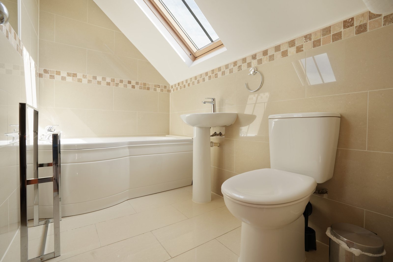 Holiday Cottages Devon – Ettiford Farm Accommodation Ilfracombe Book-stylish-Barn-Conversions-in-Devon!-Ettiford-Holiday-Cottages-in-Ilfracombe-are-near-North-Devon-National-Landscape-and-Exmoor-National-Park.