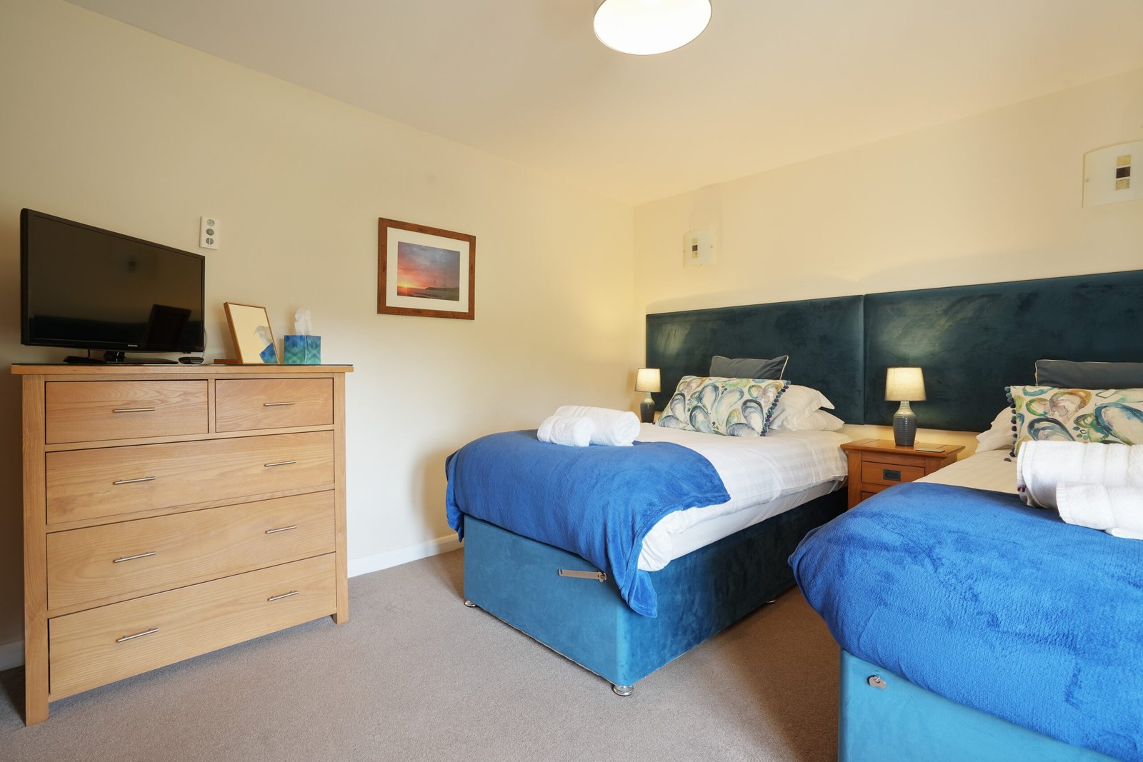 Holiday Cottages Devon – Ettiford Farm Accommodation Ilfracombe Book-stylish-Barn-Conversions-in-Devon!-Ettiford-Holiday-Cottages-in-Ilfracombe-are-near-North-Devon-National-Landscape-and-Exmoor-National-Park.