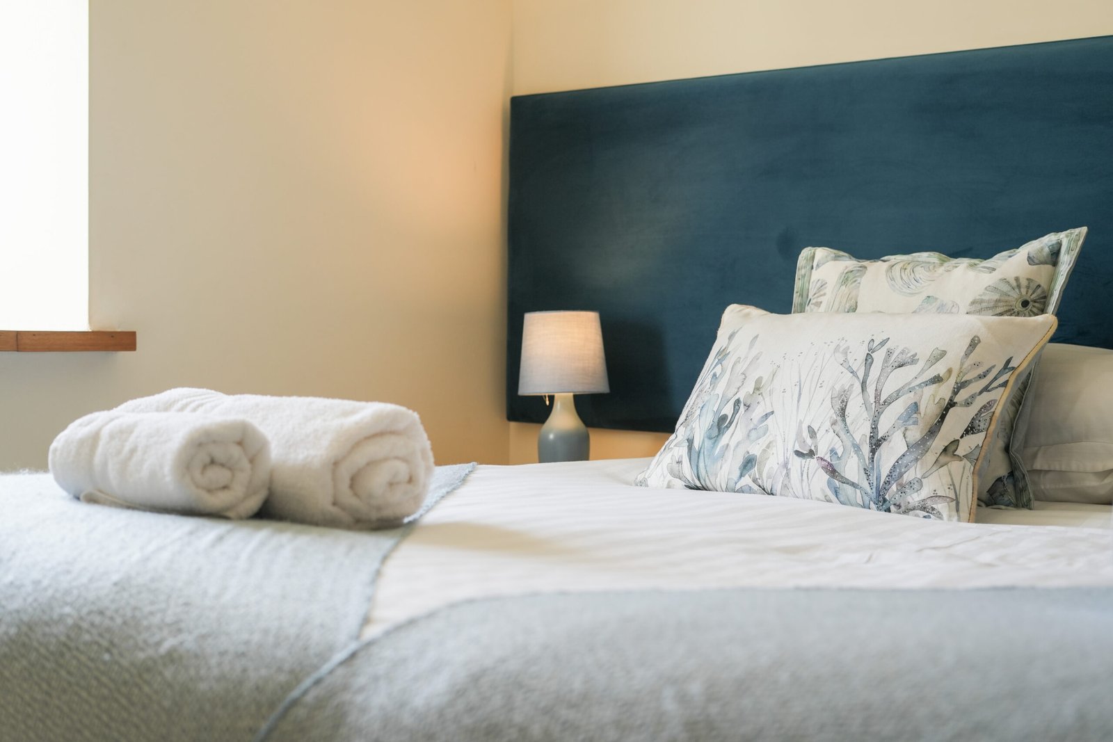 Holiday Cottages Devon – Ettiford Farm Accommodation Ilfracombe Book-stylish-Barn-Conversions-in-Devon!-Ettiford-Holiday-Cottages-in-Ilfracombe-are-near-North-Devon-National-Landscape-and-Exmoor-National-Park.