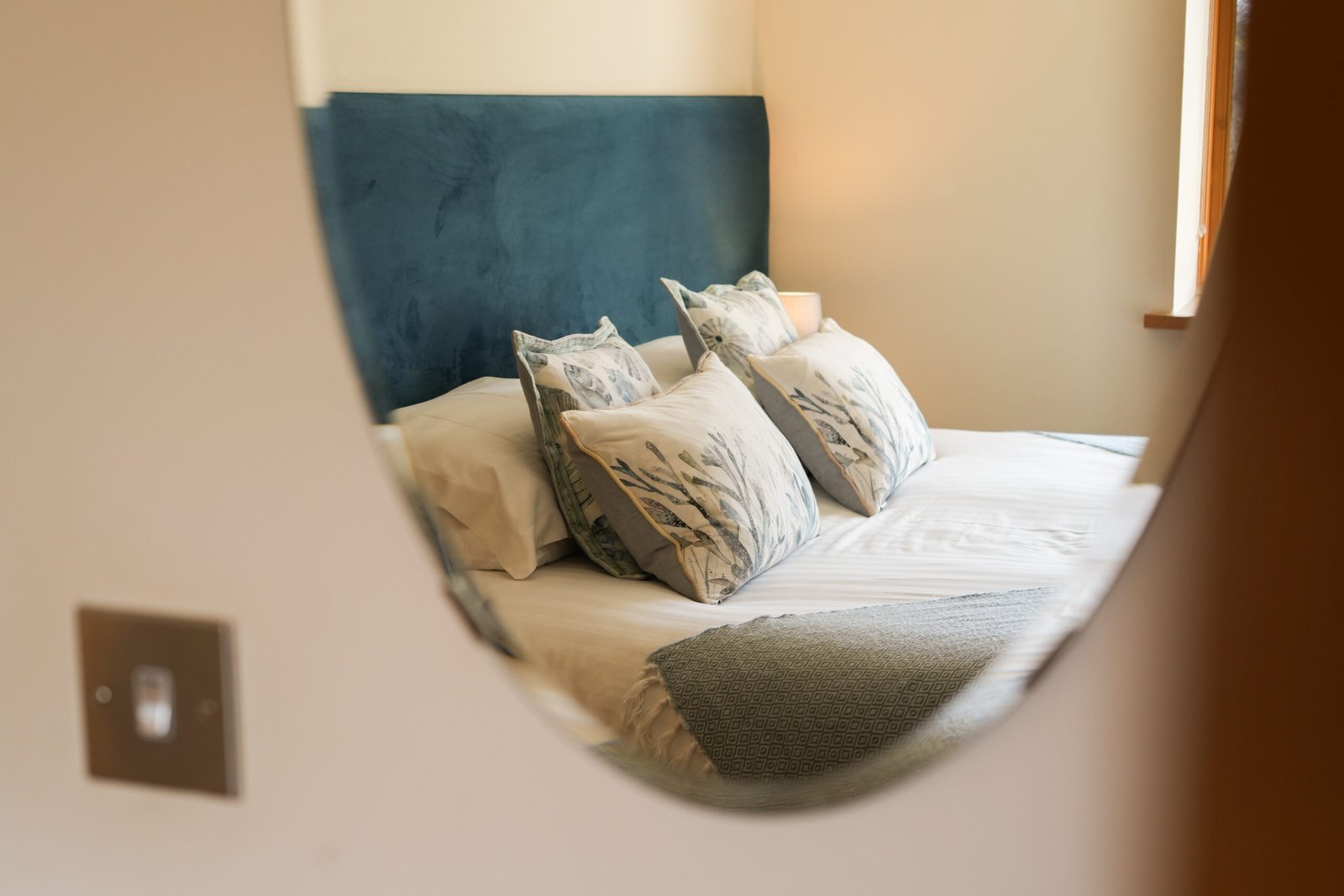 Holiday Cottages Devon – Ettiford Farm Accommodation Ilfracombe Book-stylish-Barn-Conversions-in-Devon!-Ettiford-Holiday-Cottages-in-Ilfracombe-are-near-North-Devon-National-Landscape-and-Exmoor-National-Park.