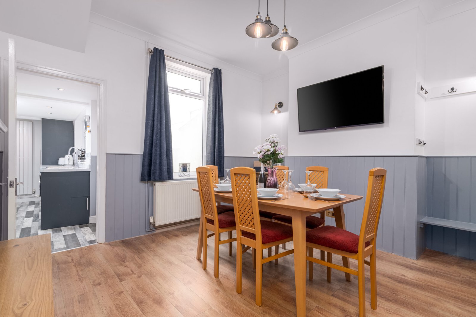 York Holiday Apartments for Short Lets and Corporate Relocation Book-the-best-York-Holiday-Apartments-for-business-stays-and-corporate-relocation.-Our-furnished-short-lets-in-North-Yorkshire-are-open-now