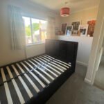 Book Bristol family accommodation with parking for 7 guests! Our holiday cottage offers a cheap hotel alternative for short and extended stays