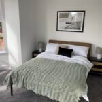 Short term accommodation in Beeston, Nottingham near transport links and attractions. Ideal for business and leisure stays.Book Now