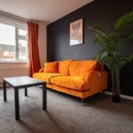 Book our 4-bed Contractor Accommodation Nottinghamshire today! This cheap self-catering apartment in Lincoln is ideal for groups & families.