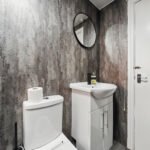 Modern Leeds serviced apartments near city centre and Leeds university. Ideal for business, study, and short stays with WiFi and self-catering.