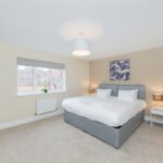 Book cheap group Accommodation in Bingham Nottingham. Our 4 bedroom serviced apartment is near Nottingham Centre and East Midlands Airport.