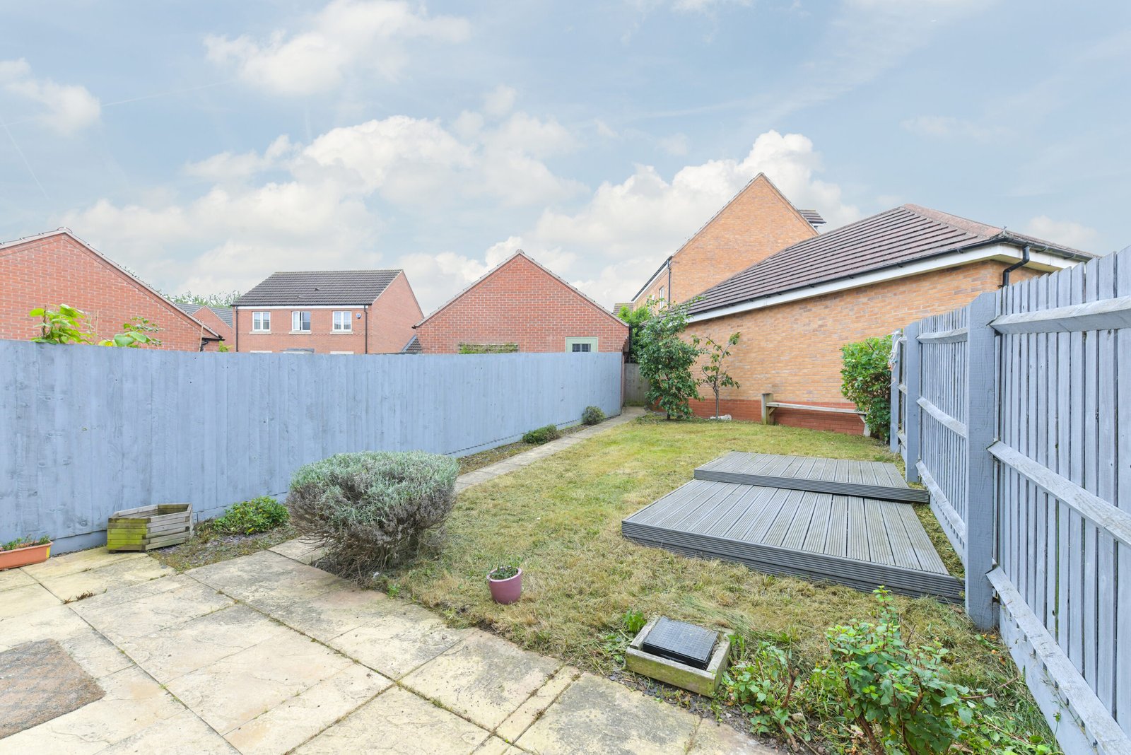 Accommodation in Bingham Nottingham -Serviced Corporate Stays Book-cheap-group-Accommodation-in-Bingham-Nottingham.-Our-4-bedroom-serviced-apartment-is-near-Nottingham-Centre-and-East-Midlands-Airport.