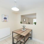 Book cheap group Accommodation in Bingham Nottingham. Our 4 bedroom serviced apartment is near Nottingham Centre and East Midlands Airport.