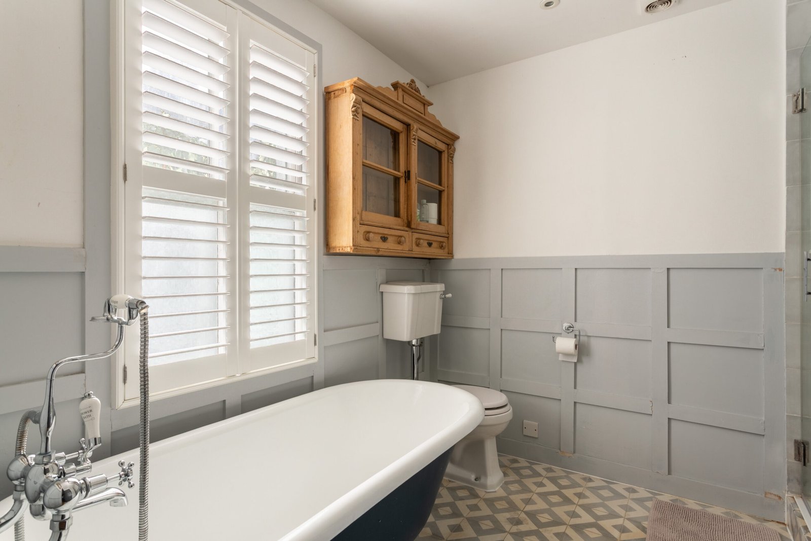 Corporate Accommodation Brighton Near Beach & City Centre Stay-in-modern-corporate-accommodation-in-Brighton.-Stylish-serviced-apartments-near-Brighton-Pier,-beach,-train-station,-and-business-hubs