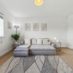3-Bed Serviced Apartments in Leeds with parking, and fast transport links to Leeds city centre, business hubs, and major attractions.