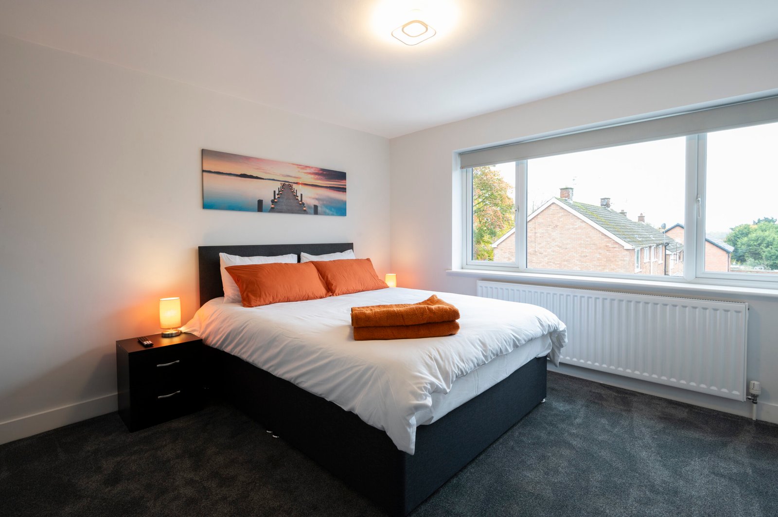 Furnished Scunthorpe accommodation with parking for short lets and corporate relocation. Our Lincolnshire short lets are cheaper than hotels