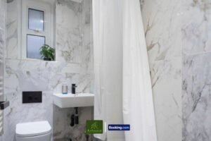 Book Central London Apartments near Oxford Street, Soho, and Marylebone. Fully furnished serviced accommodation. Ideal for corporate stays.