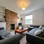 Brighton Holiday Cottages near the beach, Brighton Station and city centre. Book group accommodation for families and corporate stays.