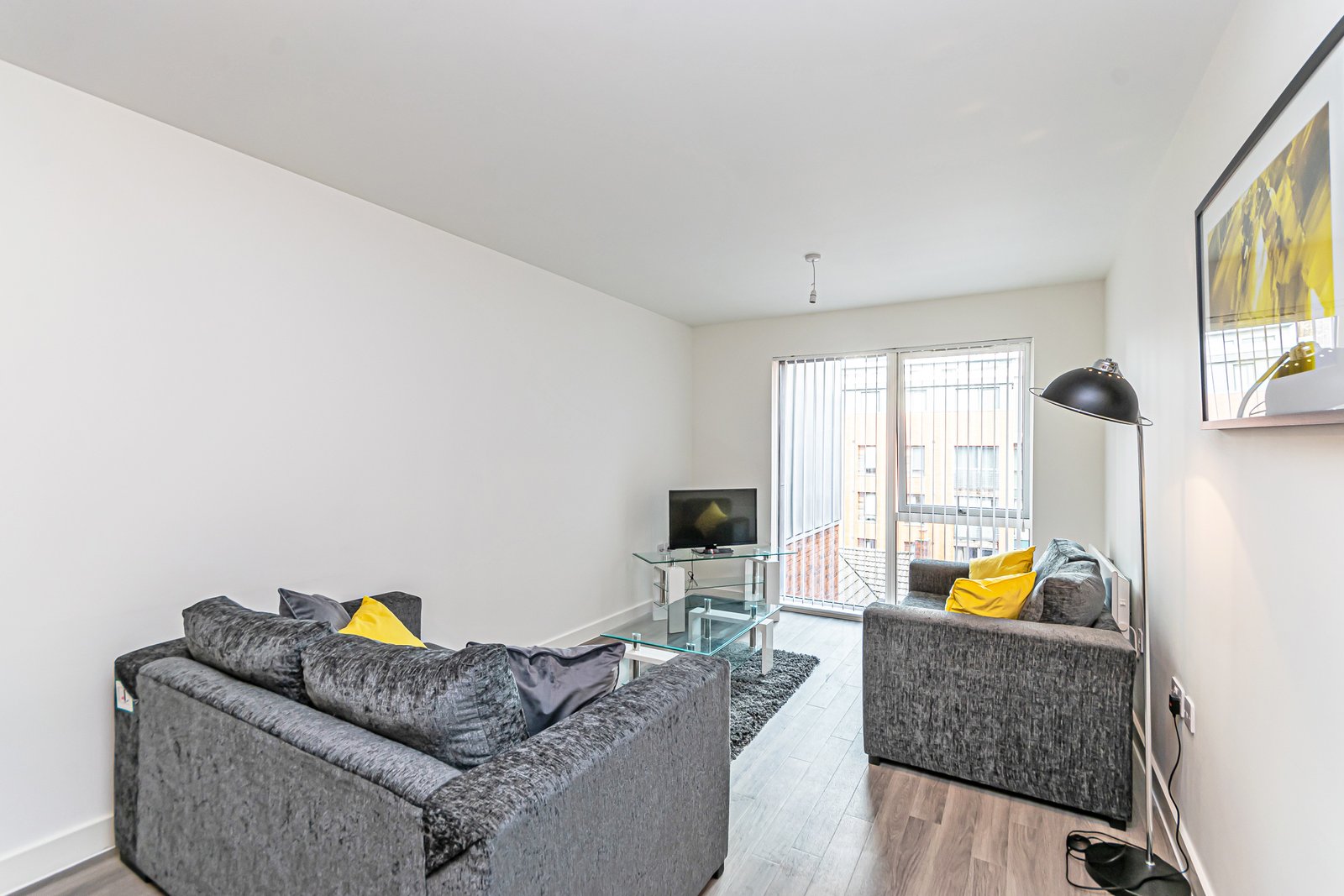 Manchester City Centre Accommodation near Northern Quarter Book-Manchester-City-Centre-accommodation-at-Halo-House.-Modern-short-let-serviced-apartment-near-Northern-Quarter-and-Victoria-Station.