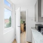 Book West Bridgford Accommodation near Nottingham City Centre. These short let rentals with parking come furnished with kitchen and all bills