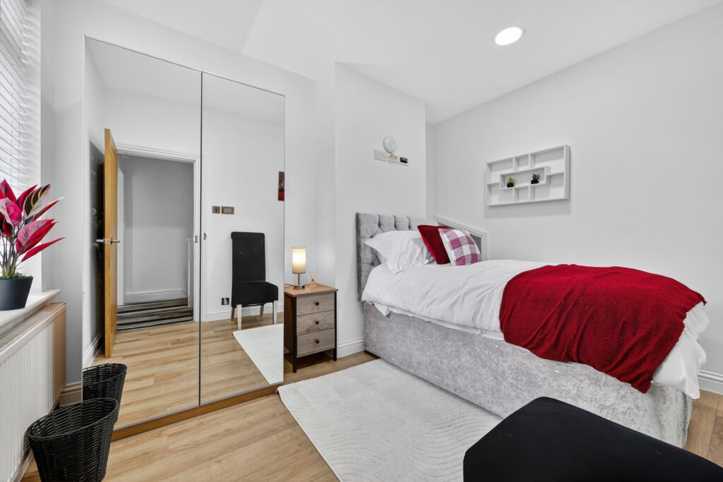 Nevile Road Holiday Home