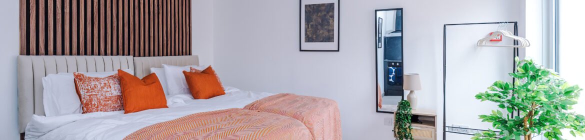 Book Selly Oak Apartments Birmingham with fast train links to the city centre, University of Birmingham, Cadbury World & QE Hospital.