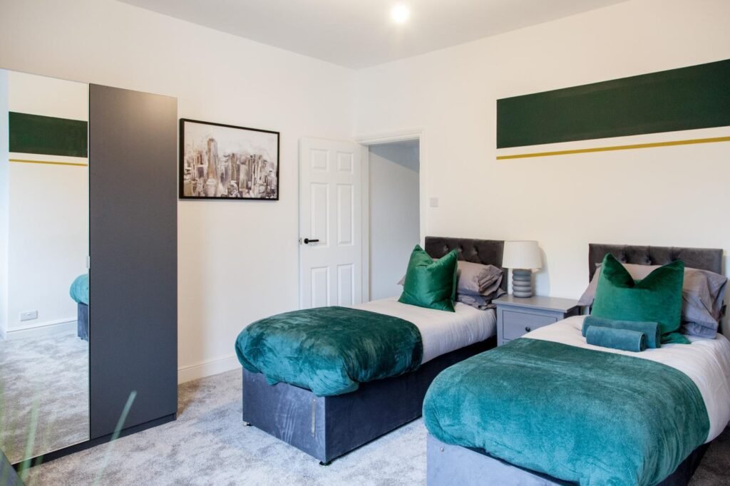 Bredbury Street Apartments