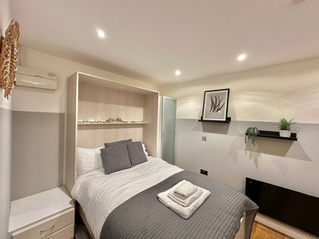 Bedford Chambers Apartments