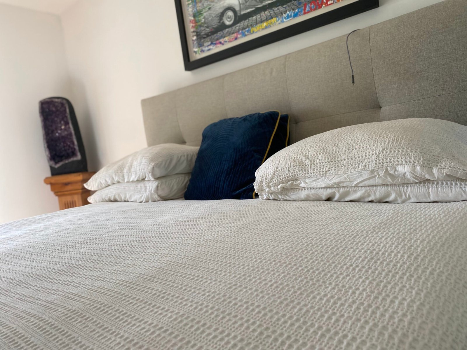 Holiday Cottages Lincolnshire – Pet-Friendly 6-Bed House Spalding Book-large-pet-friendly-holiday-cottages-in-Lincolnshire.-This-6-bedroom-house-in-Spalding-is-for-up-to-10-guests-with-parking-and-garden.