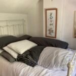 Book large pet friendly holiday cottages in Lincolnshire. This 6-bedroom house in Spalding is for up to 10 guests with parking and garden.